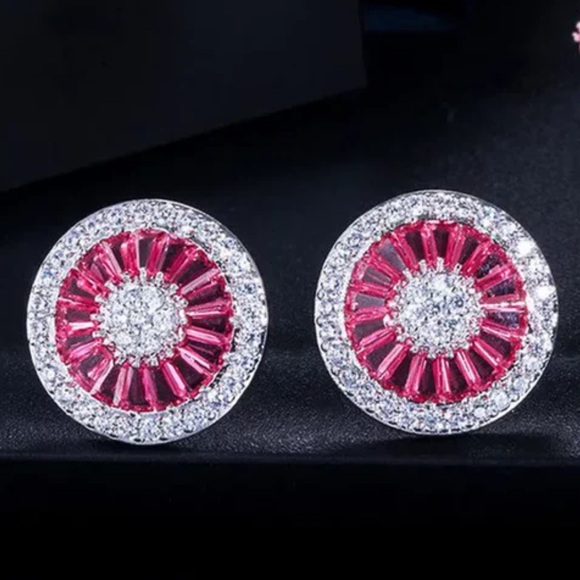 Round Baguette Zircon Earrings - Picture 3 of 12
